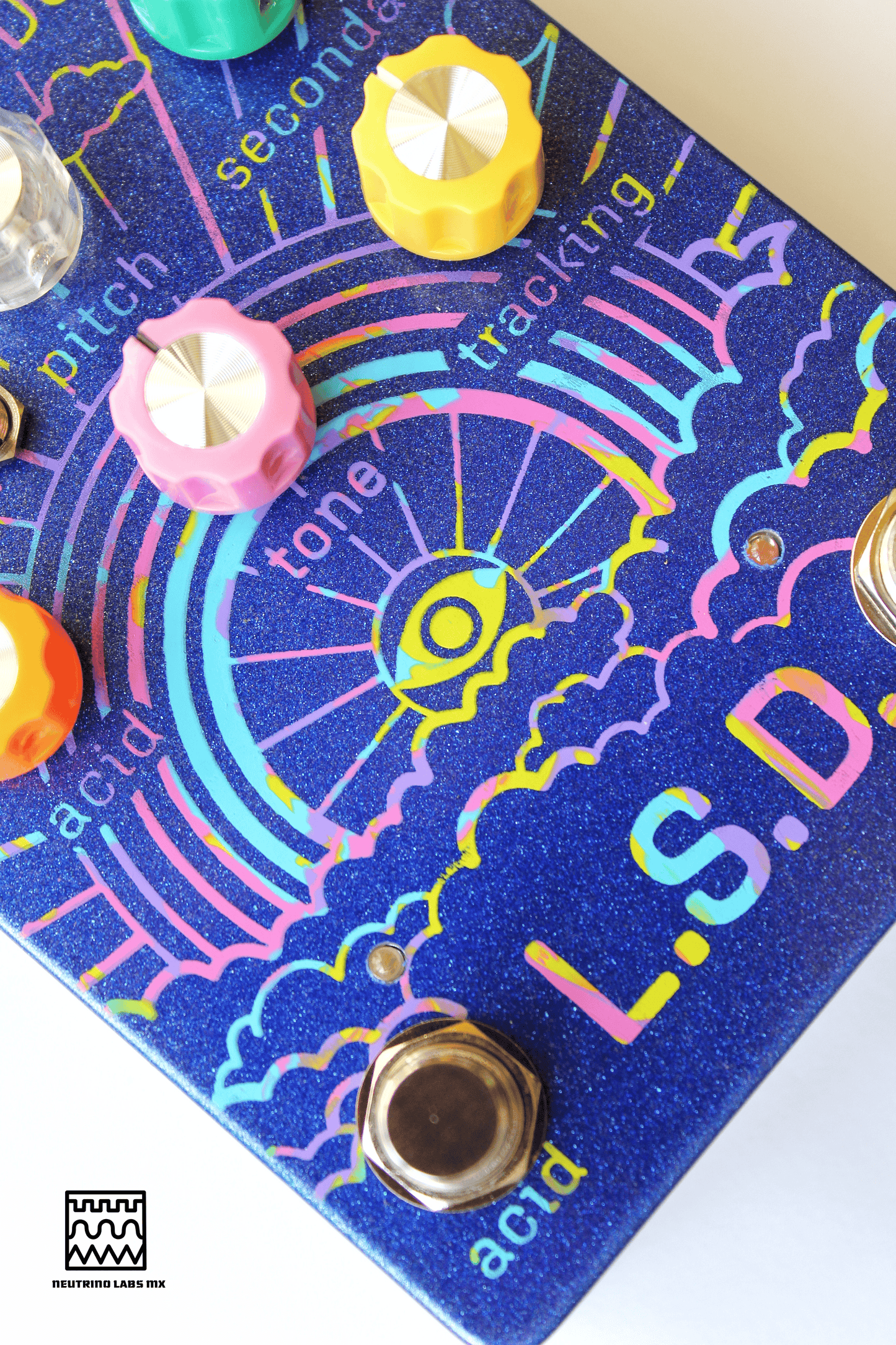 LUCY IN THE SKY WITH DIAMONDS - Experimental Pitch Modulator