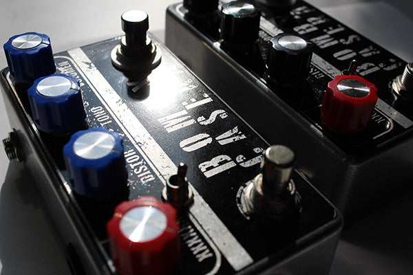 BOMBX CASERA - Distor Feedbacker