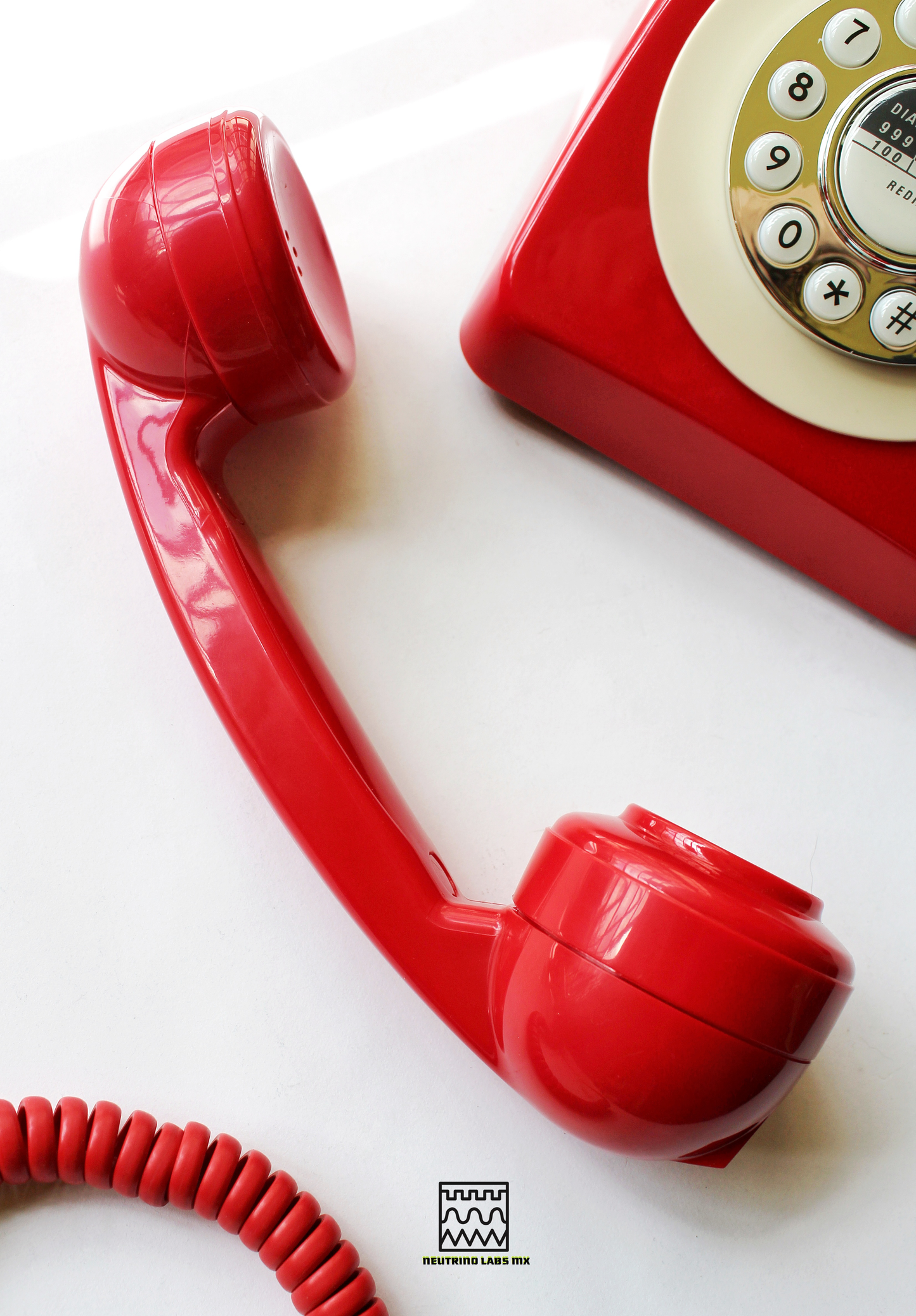 MICRÓFONO TELÉFONO - LOFI VOCALS