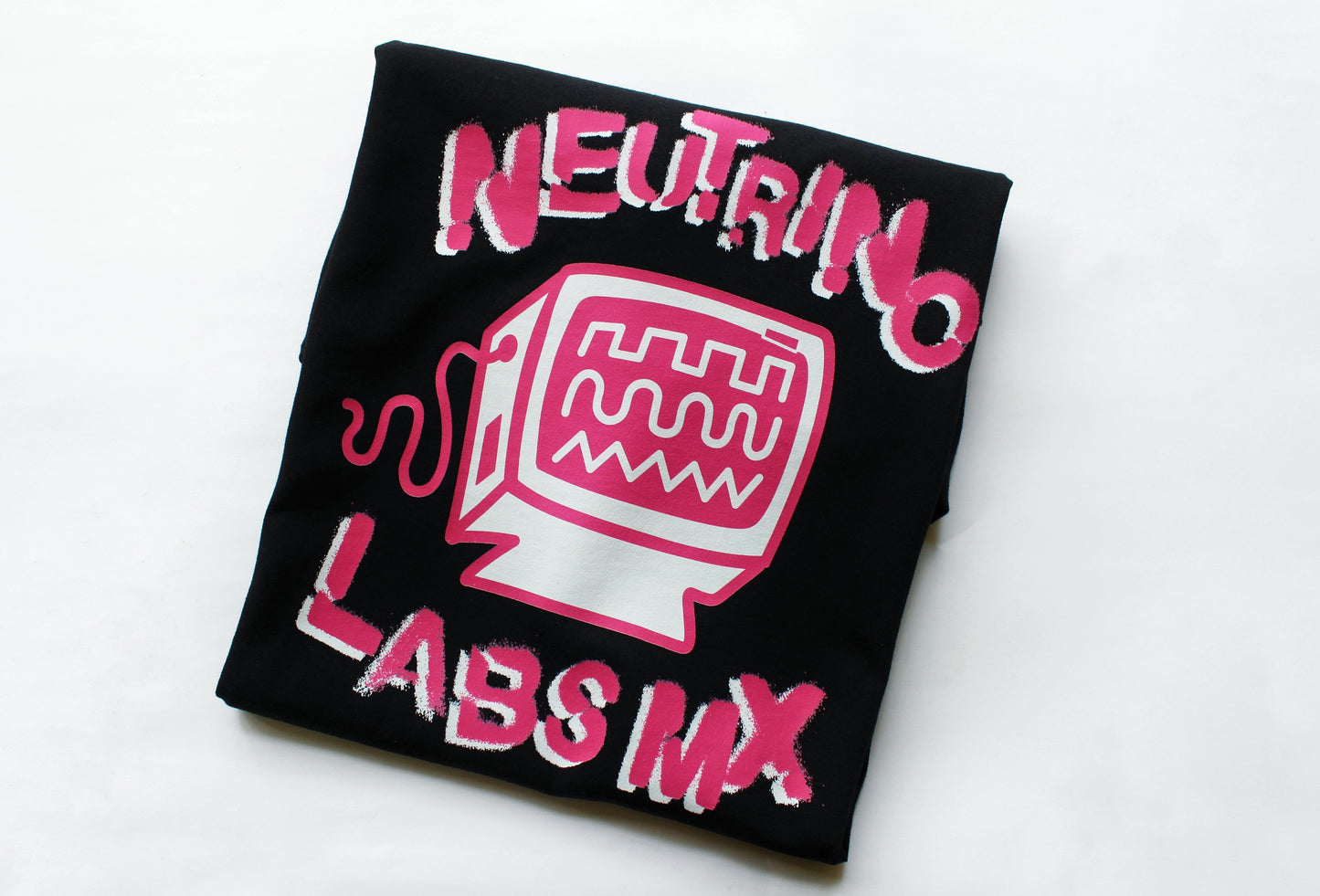NEUTRINO MERCH-/ PLAYERAS Y SUDADERAS